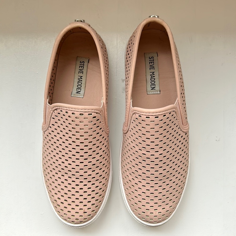 Steve Madden sneakers